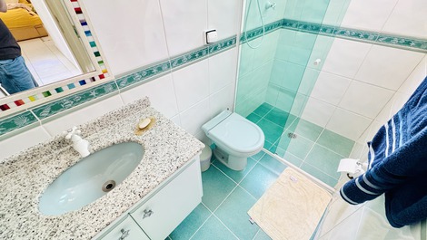 Penthouse Apartment in Enseada - Ocean View - Air Conditioning - Sleeps 12