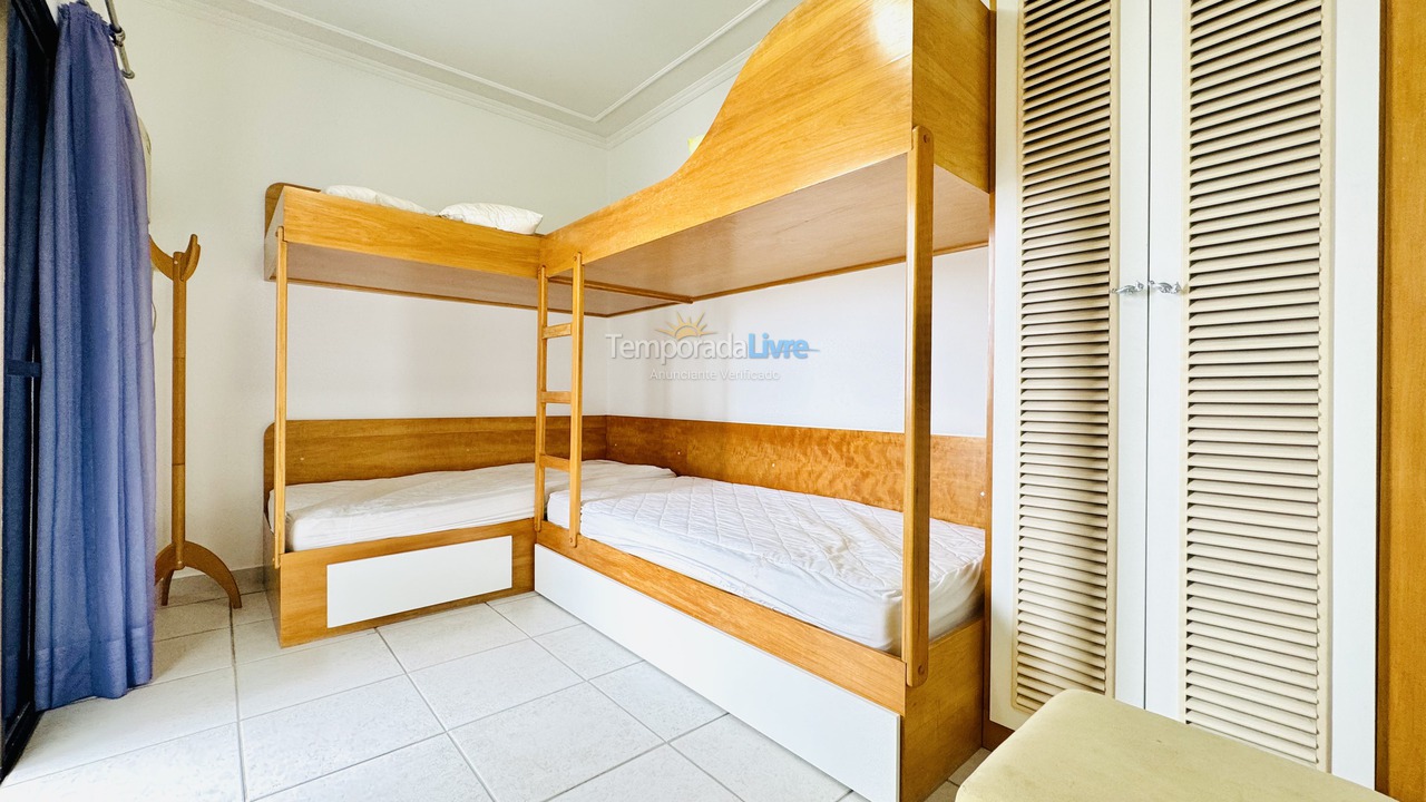 Apartment for vacation rental in Guarujá (Enseada)