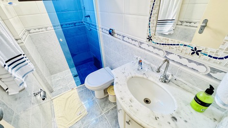 Penthouse Apartment in Enseada - Ocean View - Air Conditioning - Sleeps 12