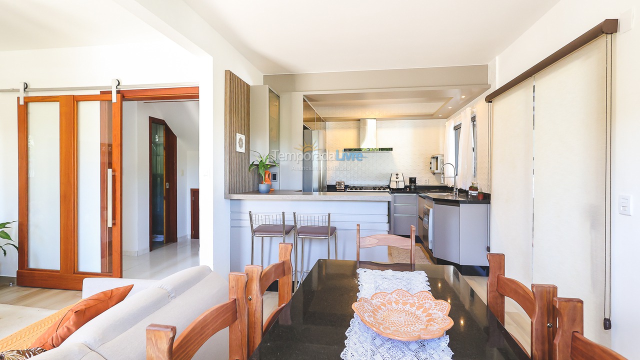 Casa para alquiler de vacaciones em Florianópolis (Praia da Armação)