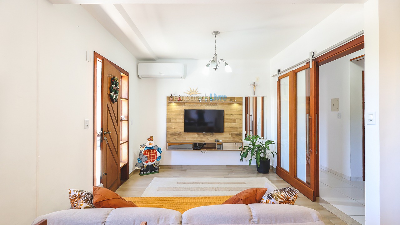 Casa para alquiler de vacaciones em Florianópolis (Praia da Armação)