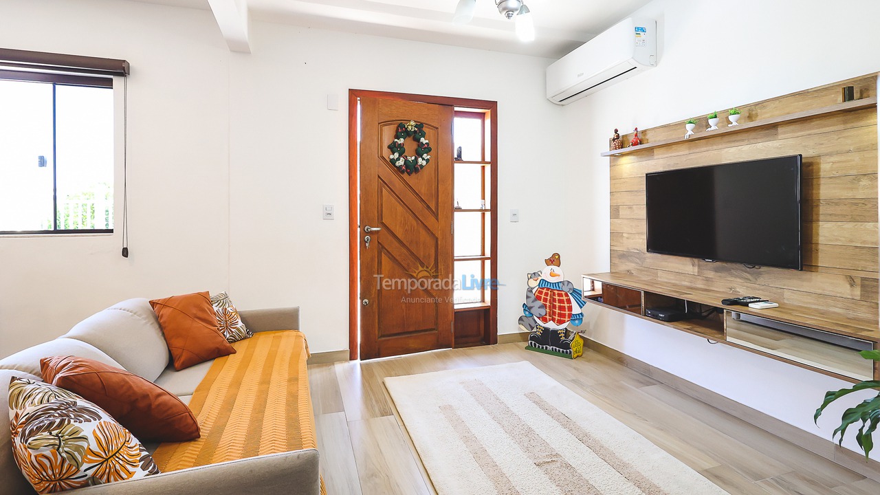 Casa para alquiler de vacaciones em Florianópolis (Praia da Armação)