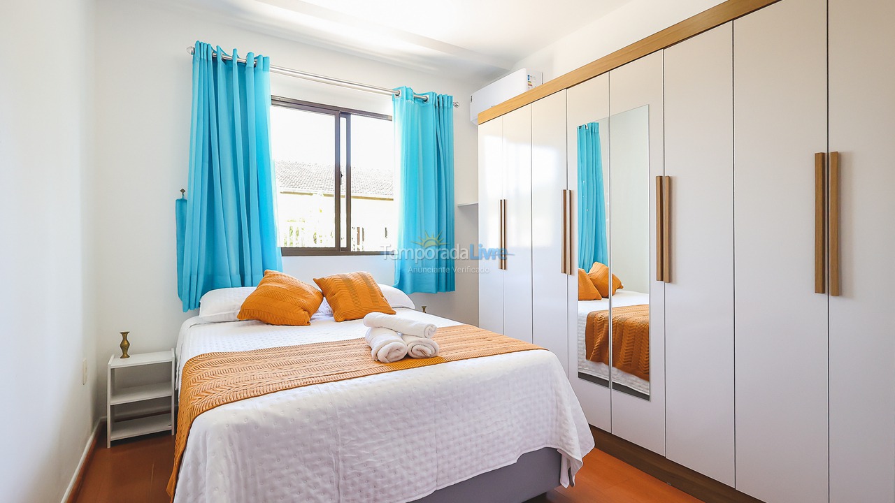 Casa para alquiler de vacaciones em Florianópolis (Praia da Armação)