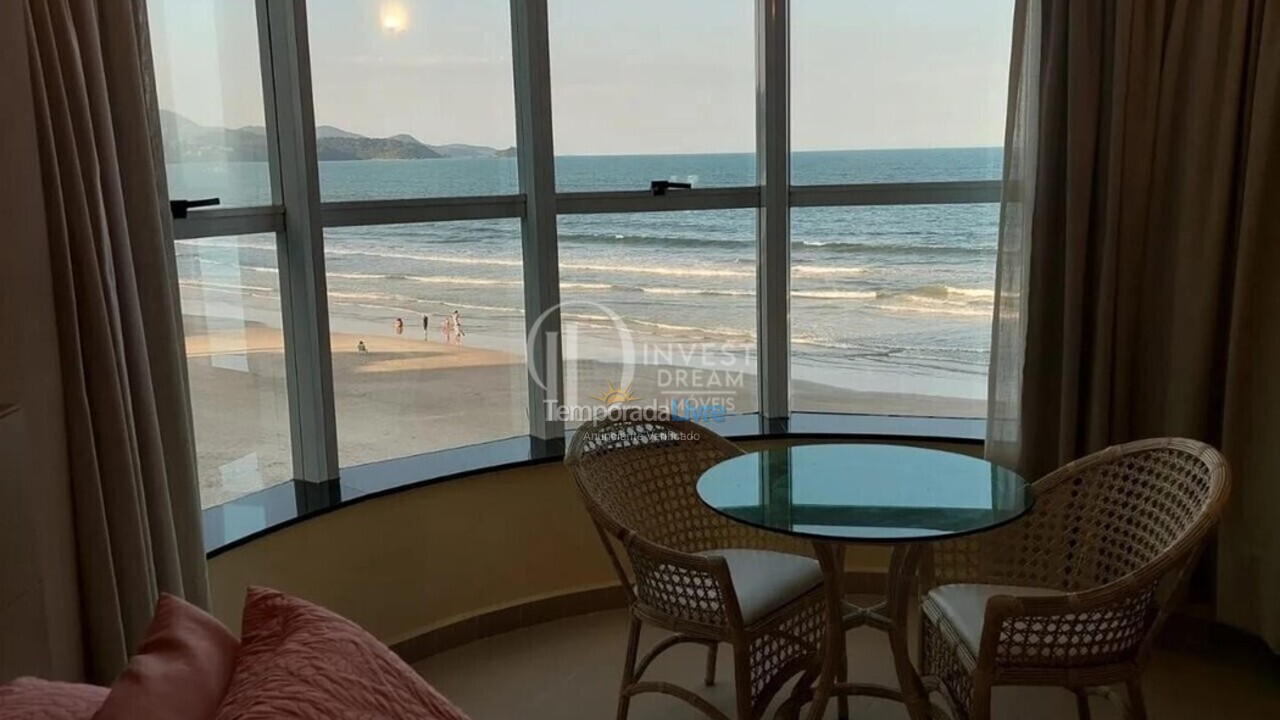 Apartment for vacation rental in Itapema (Meia Praia)