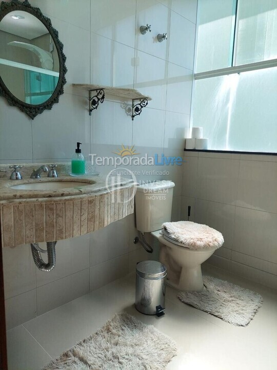 Apartment for vacation rental in Itapema (Meia Praia)