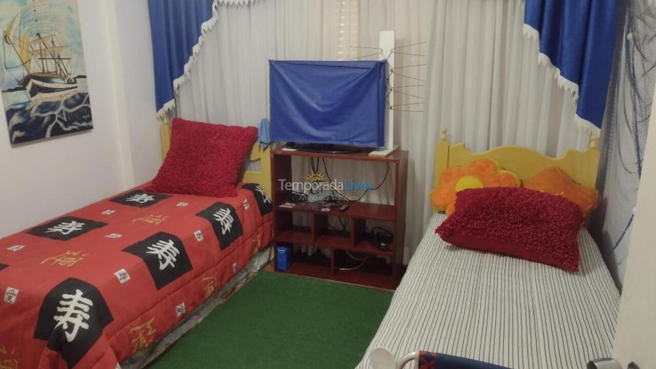 Apartamento para aluguel de temporada em Guarujá (Pitangueiras)