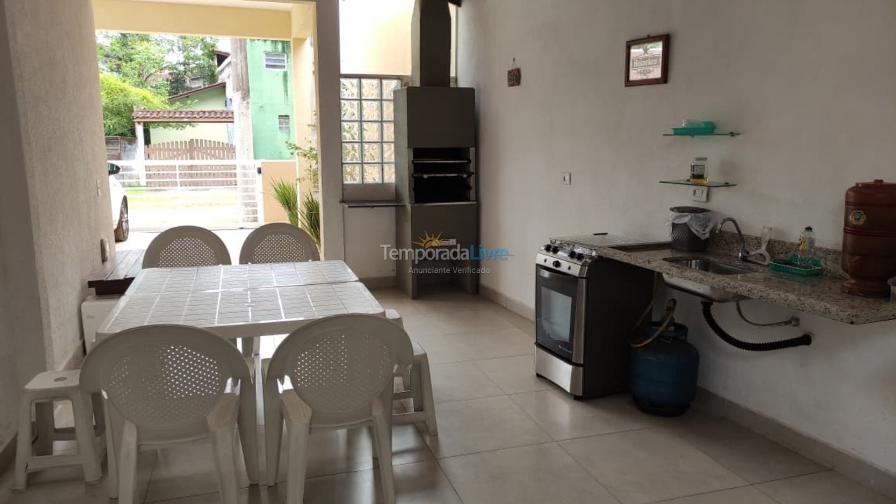 Casa para aluguel de temporada em Ubatuba (Lagoinha)