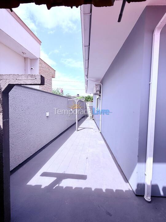 Casa para aluguel de temporada em Florianópolis (Ponta das Canas)