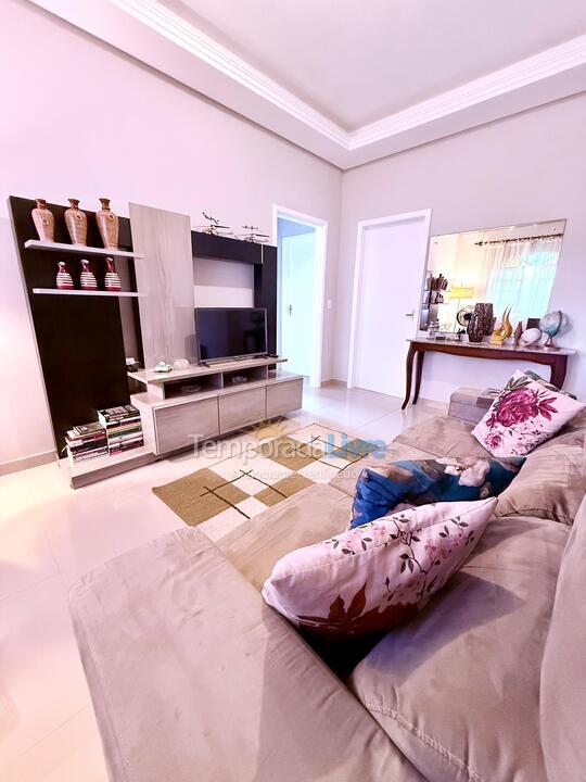 Casa para aluguel de temporada em Florianópolis (Ponta das Canas)