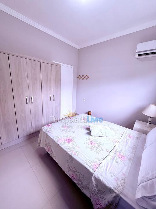 Casa para aluguel de temporada em Florianópolis (Ponta das Canas)