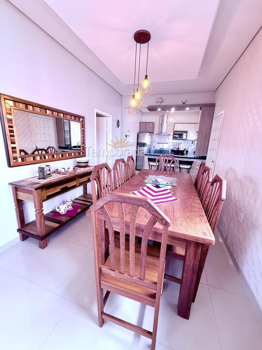 Casa para aluguel de temporada em Florianópolis (Ponta das Canas)