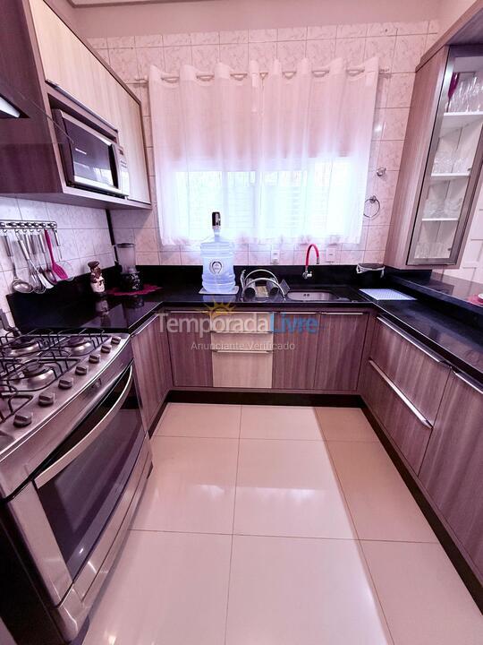 Casa para aluguel de temporada em Florianópolis (Ponta das Canas)