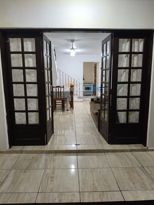 Casa para alquiler de vacaciones em Guaratuba (Praia Central)