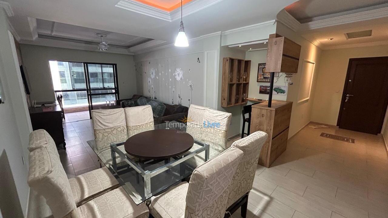 Apartment for vacation rental in Itapema (Centro)