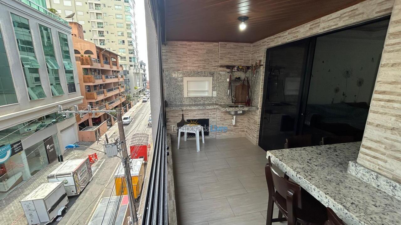 Apartment for vacation rental in Itapema (Centro)