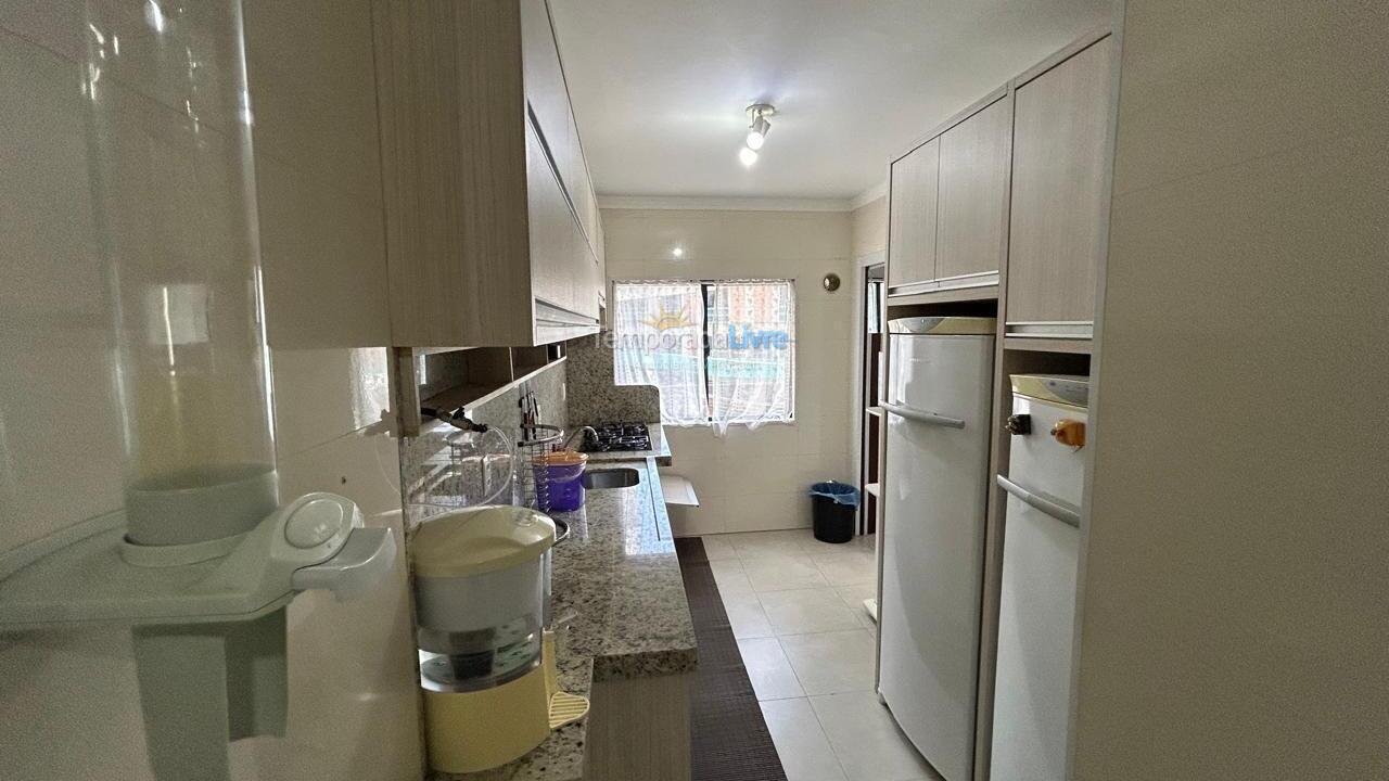 Apartment for vacation rental in Itapema (Centro)