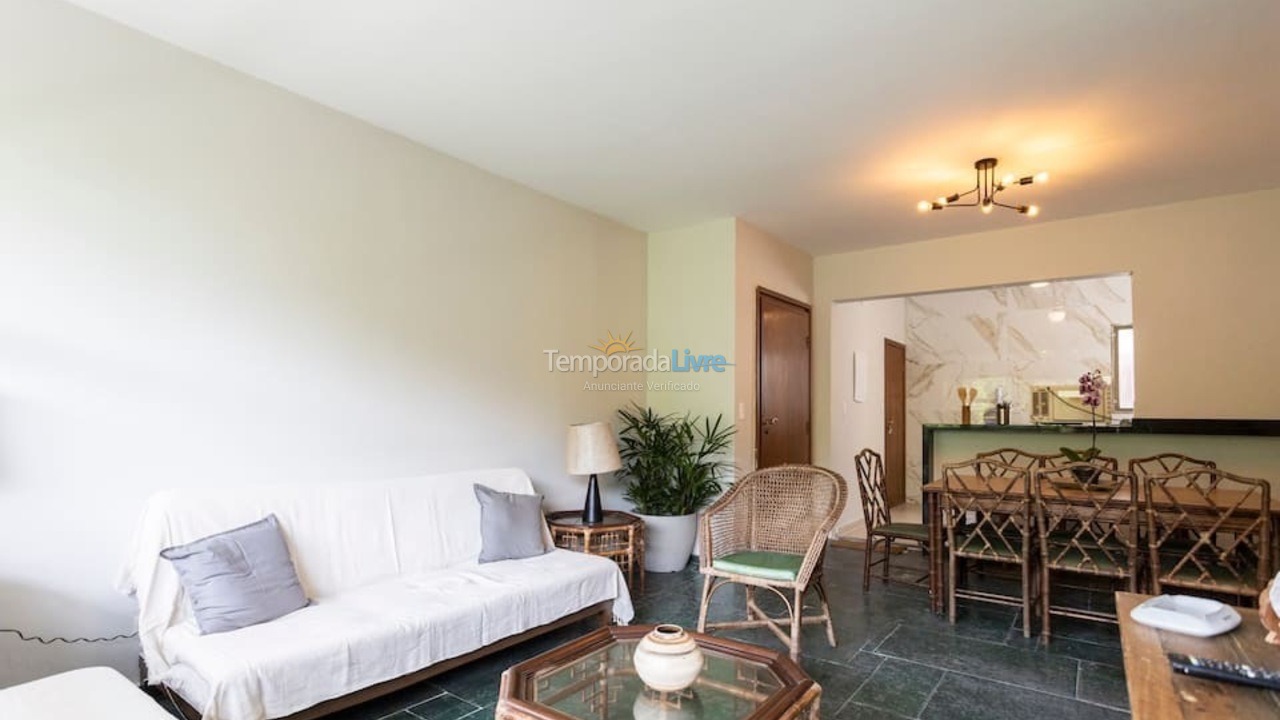 Apartamento para aluguel de temporada em Guarujá (Pitangueiras)