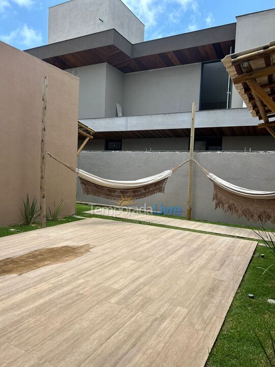 Casa para aluguel de temporada em Maceió (Ipioca Hibiscus)