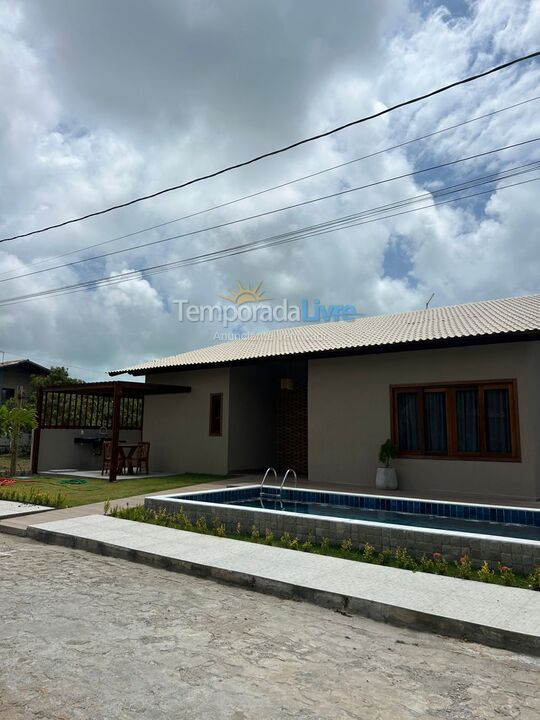 Casa para aluguel de temporada em Maceió (Ipioca Hibiscus)