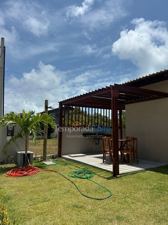 Casa para aluguel de temporada em Maceió (Ipioca Hibiscus)