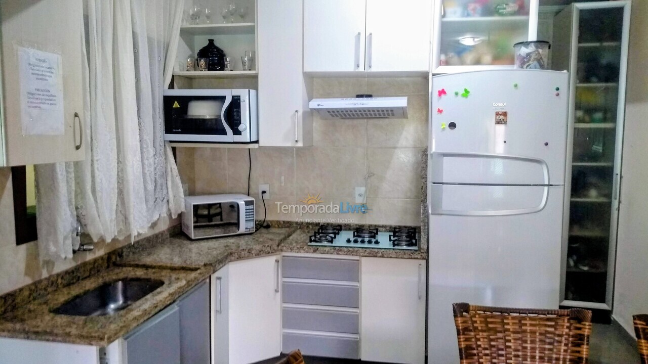 Apartamento para aluguel de temporada em Florianopolis (Praia dos Ingleses)