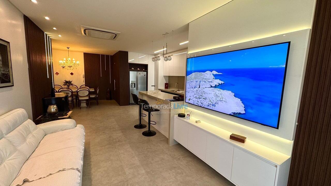 Casa para aluguel de temporada em Florianopolis (Praia dos Ingleses)