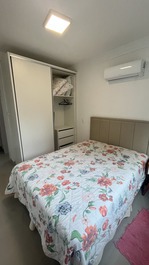 Apartment 2 minutes from the sea, free for New Year's Eve!