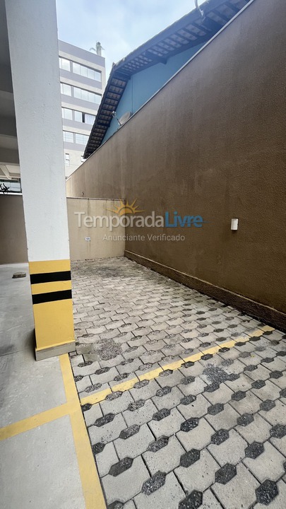 Apartment for vacation rental in Bombinhas (Praia de Bombas)