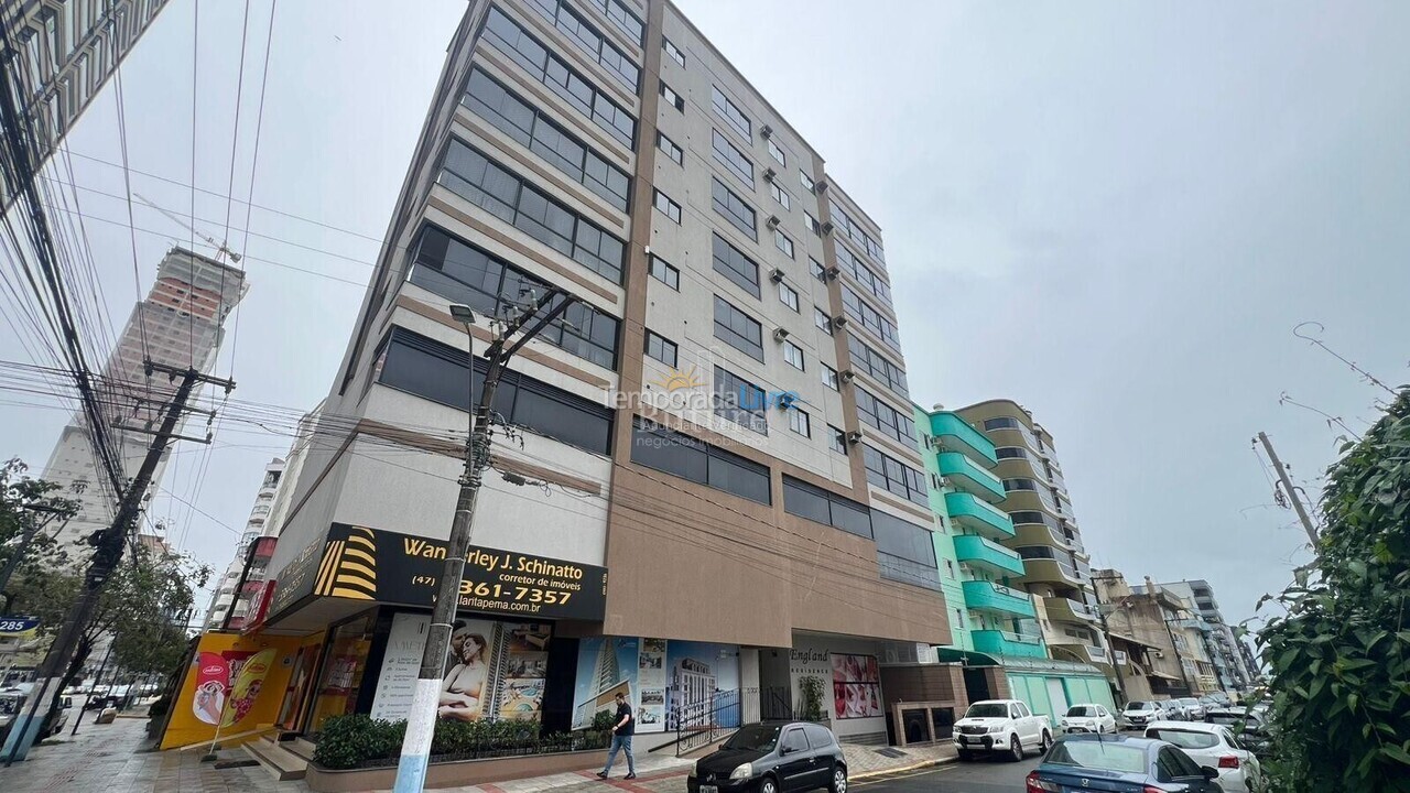 Apartment for vacation rental in Itapema (Meia Praia)