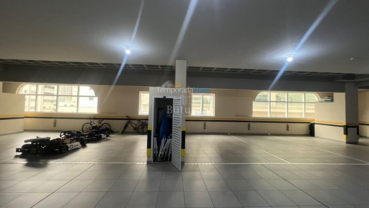 Apartamento para aluguel de temporada em Itapema (Meia Praia)