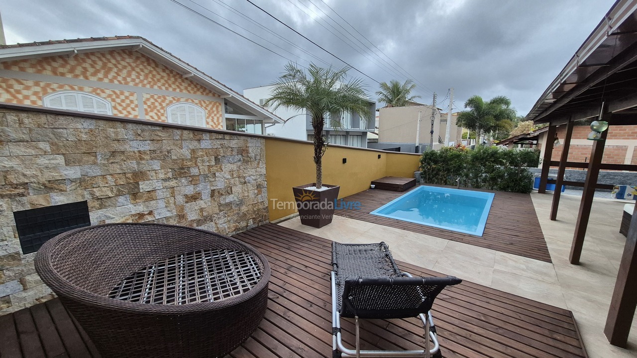 Casa para alquiler de vacaciones em Florianopolis (Praia dos Ingleses)