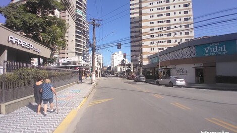 APTO EXCELENTE LOCALIZAÇÃO a 180m da PRAIA DAS ASTÚRIAS