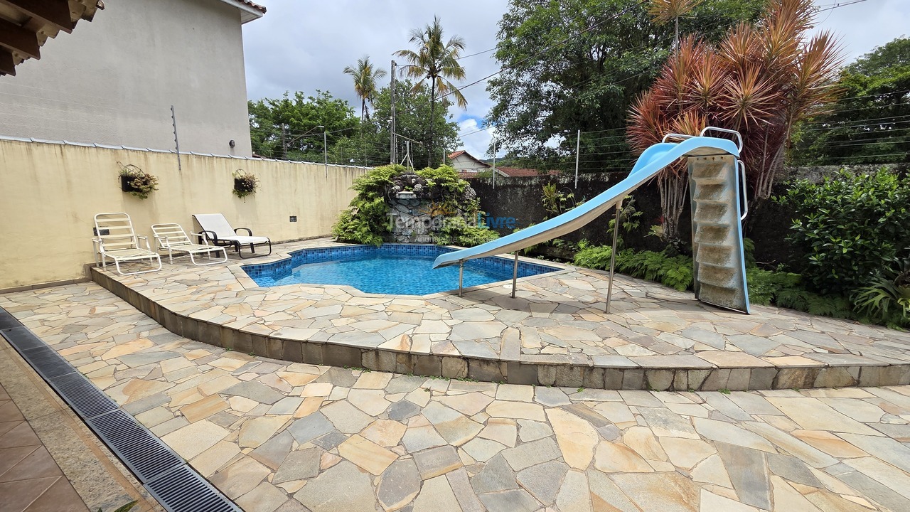 Casa para aluguel de temporada em Guarujá (Enseada)