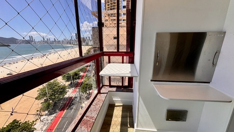 FRONT SEA! SACADA C / CHURRASQ; 4 QTOS; 3 BATHROOMS; 2 VAGAS; AIR; WIFI