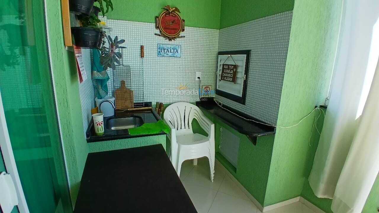 Apartamento para aluguel de temporada em Itapema (Meia Praia)