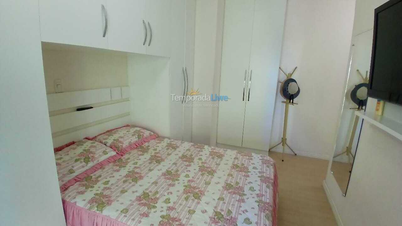 Apartamento para aluguel de temporada em Itapema (Meia Praia)