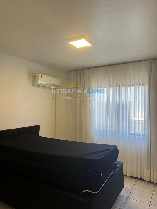 Apartamento para alquiler de vacaciones em Itapema (Meia Praia)