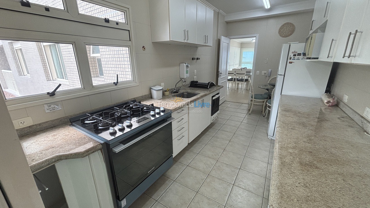 Apartamento para aluguel de temporada em Bertioga (Riviera de São Lourenço)