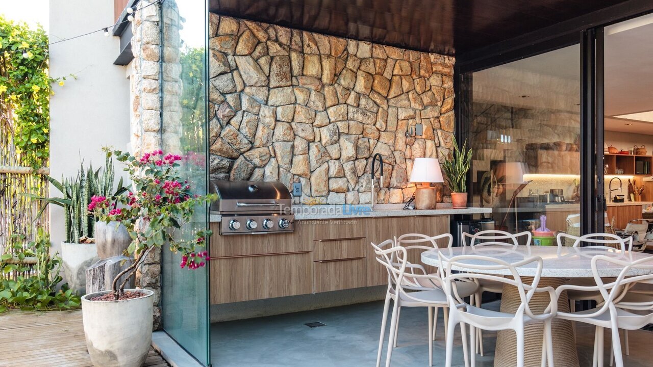 Casa para aluguel de temporada em São Miguel dos Milagres (Praia do Marceneiro)