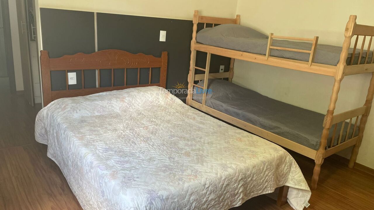 Granja para alquiler de vacaciones em Bragança Paulista (Bosque das Pedras)