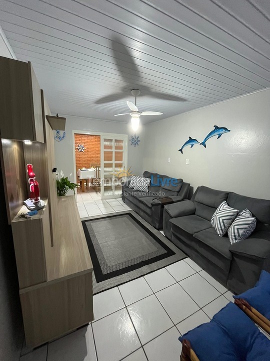 Casa para alquiler de vacaciones em Balneário Gaivota (Jardim Ultramar)