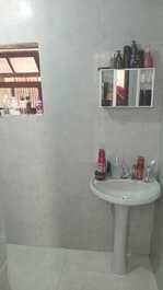 🏖️ CASA EN ALQUILER CON PISCINA Y DEPENDENCIA EN MONGAGUÁ – SP 🌊