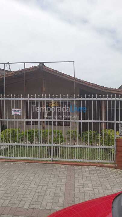 Casa para alquiler de vacaciones em Mongaguá (Agenor de Campos)