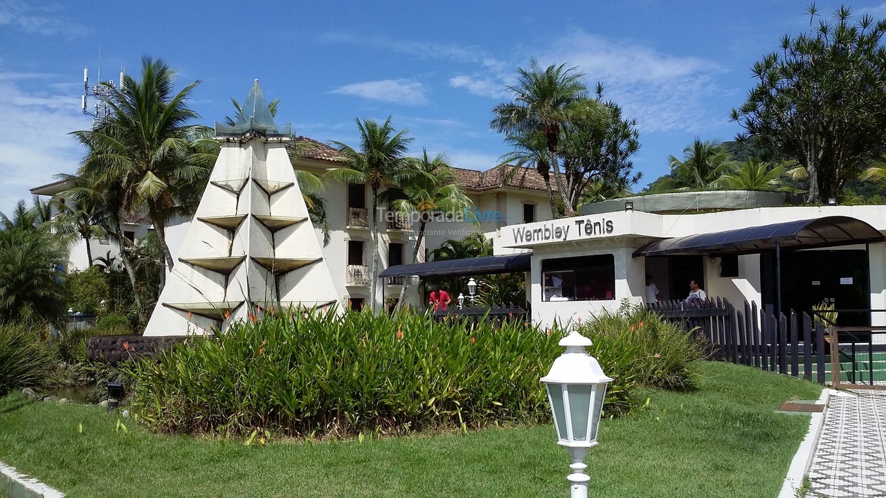 Apartamento para aluguel de temporada em Ubatuba (Praia das Toninhas)