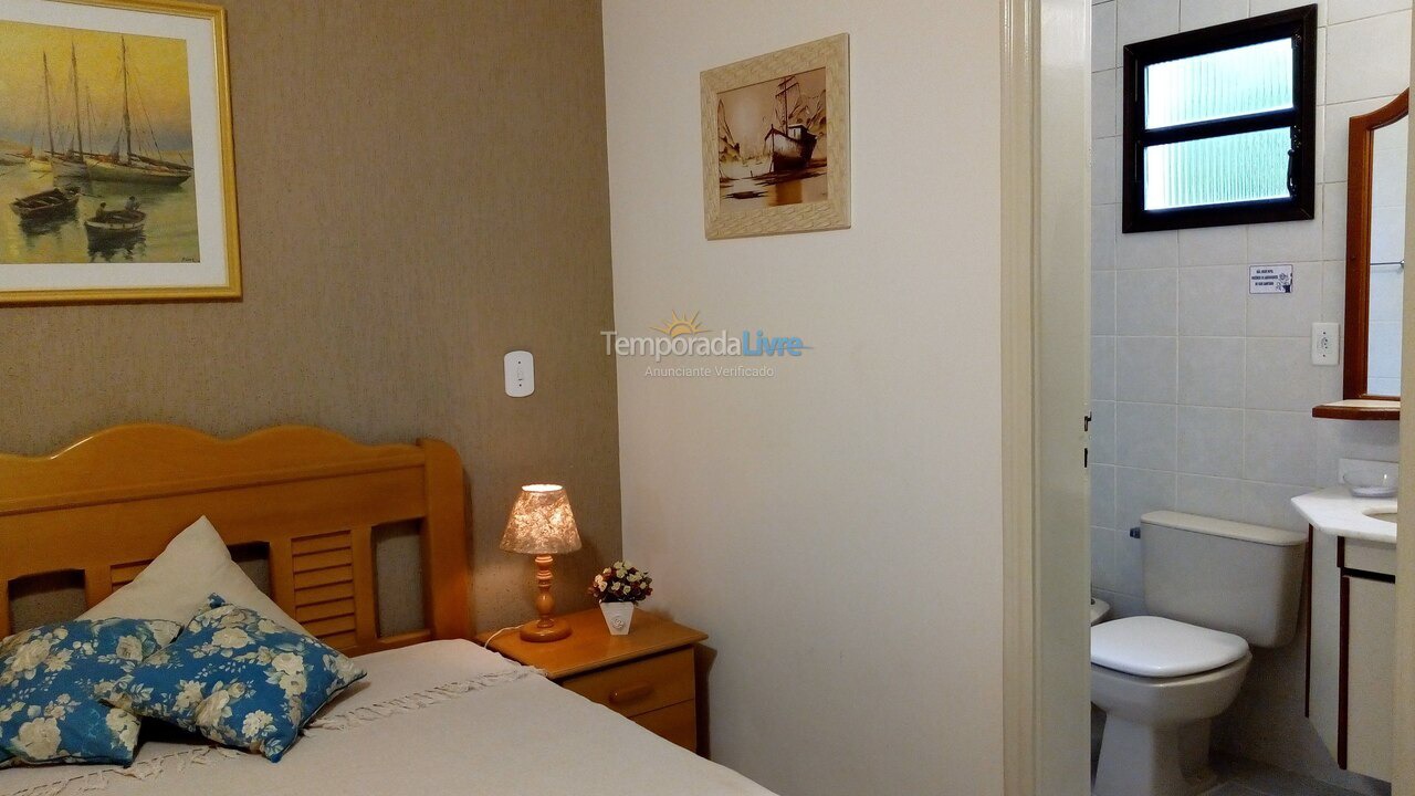 Apartamento para aluguel de temporada em Ubatuba (Praia das Toninhas)