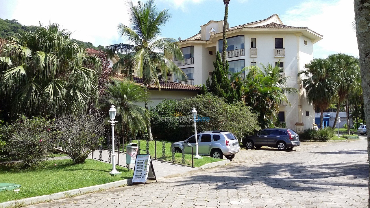 Apartamento para aluguel de temporada em Ubatuba (Praia das Toninhas)