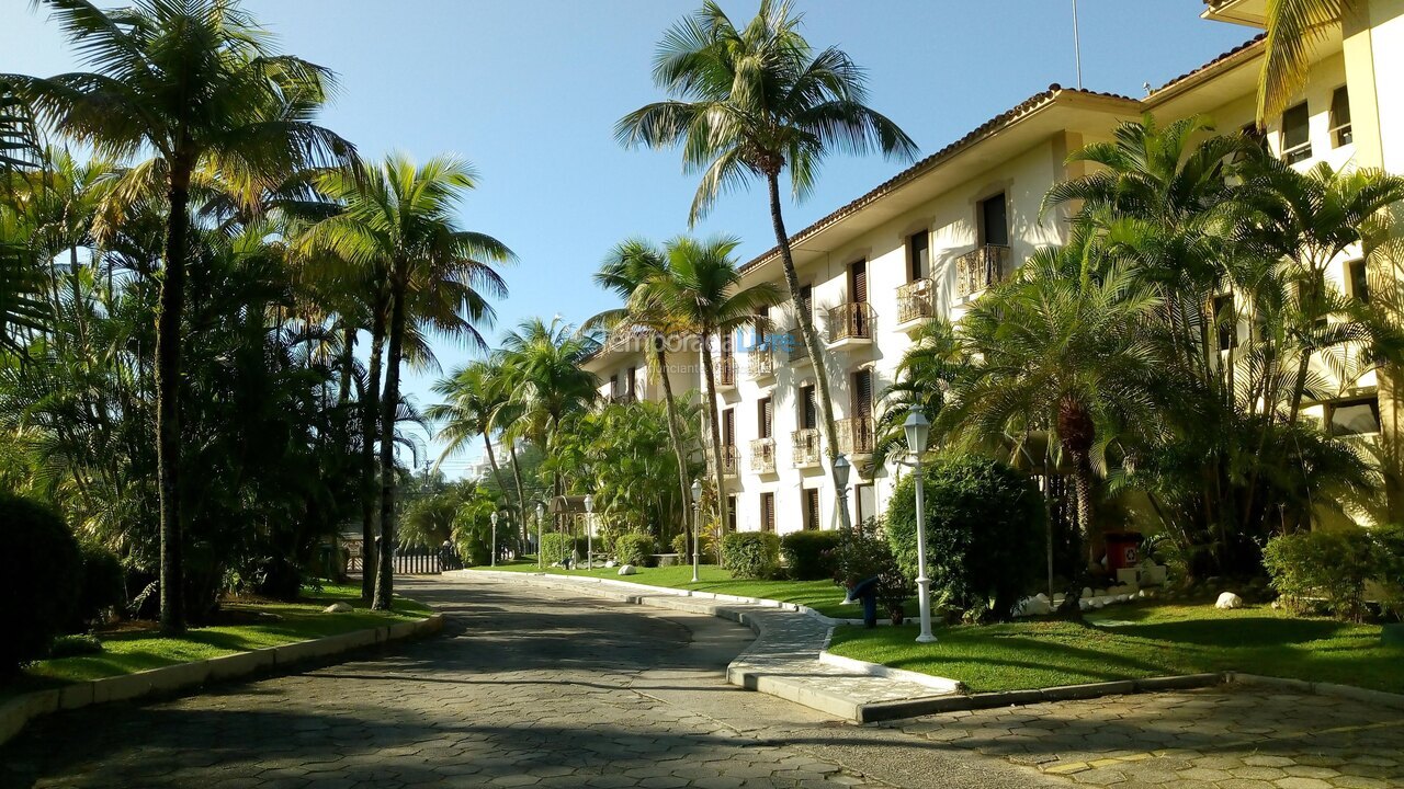 Apartamento para aluguel de temporada em Ubatuba (Praia das Toninhas)