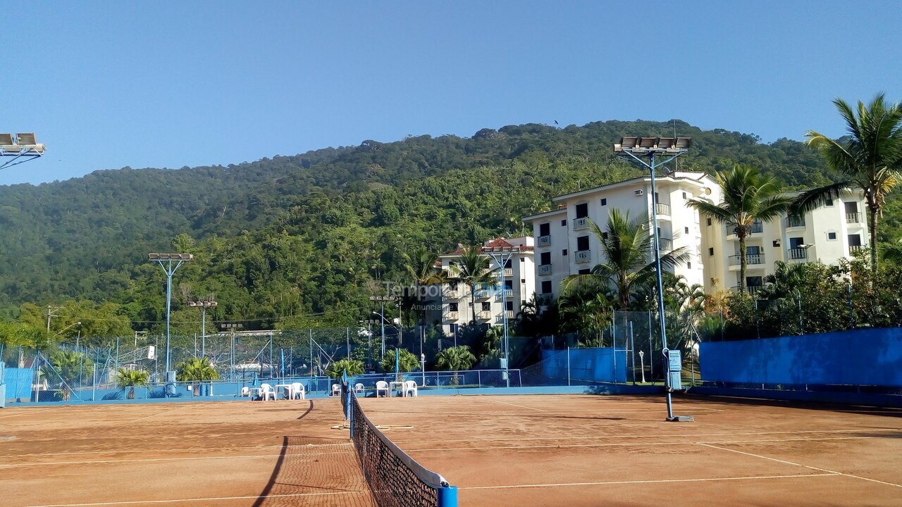 Apartamento para aluguel de temporada em Ubatuba (Praia das Toninhas)