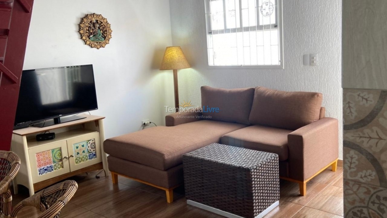 Apartamento para aluguel de temporada em Florianópolis (Jurere Tradicional)