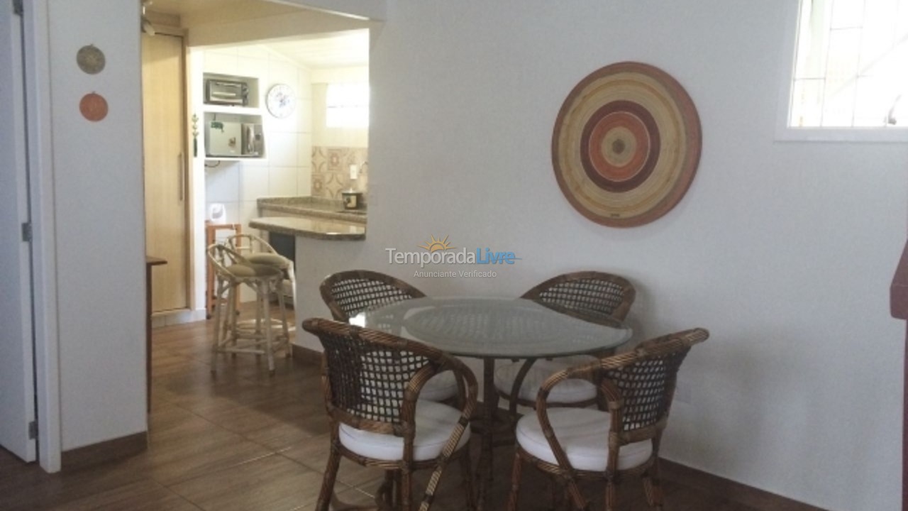 Apartamento para aluguel de temporada em Florianópolis (Jurere Tradicional)